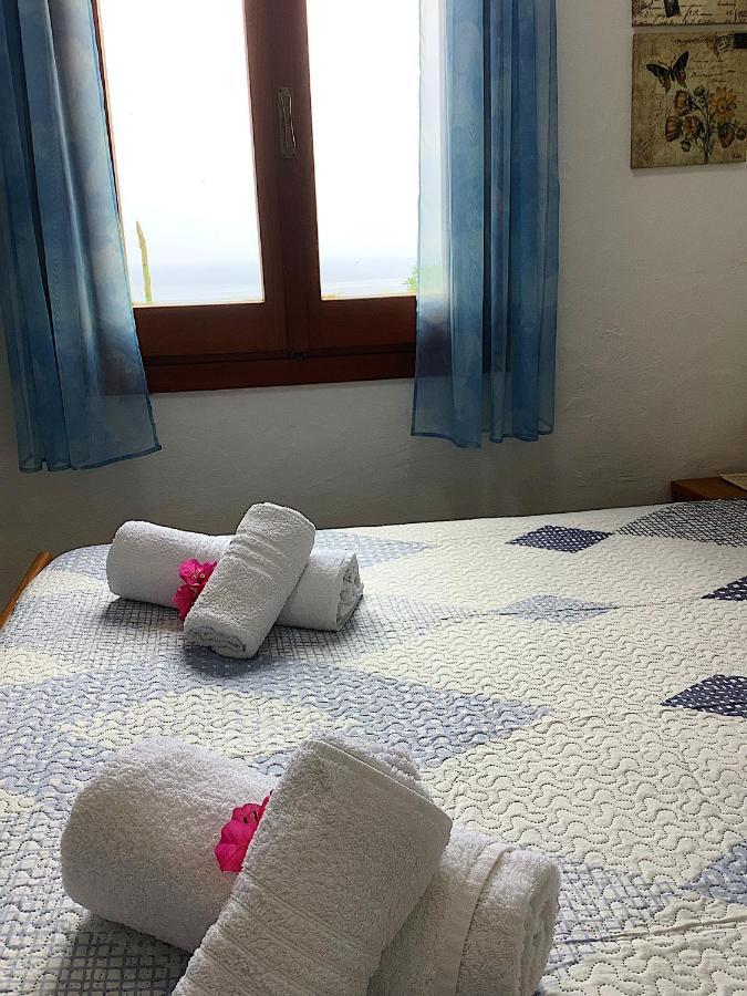 Villino Vista Mare Apartment Коста Парадизо Екстериор снимка