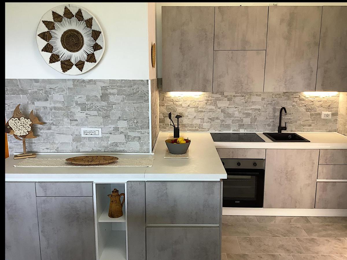Villino Vista Mare Apartment Коста Парадизо Екстериор снимка
