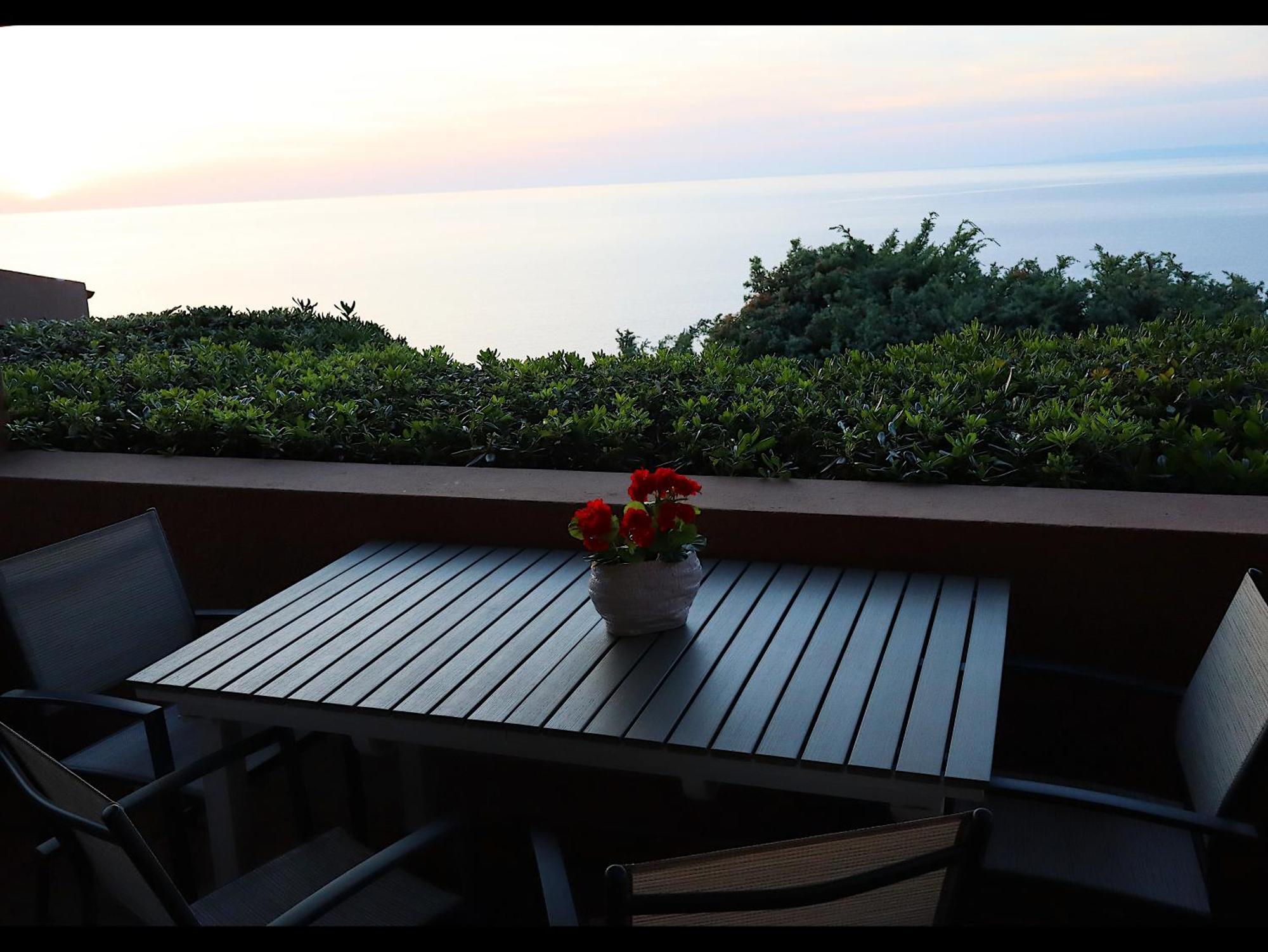 Villino Vista Mare Apartment Коста Парадизо Екстериор снимка